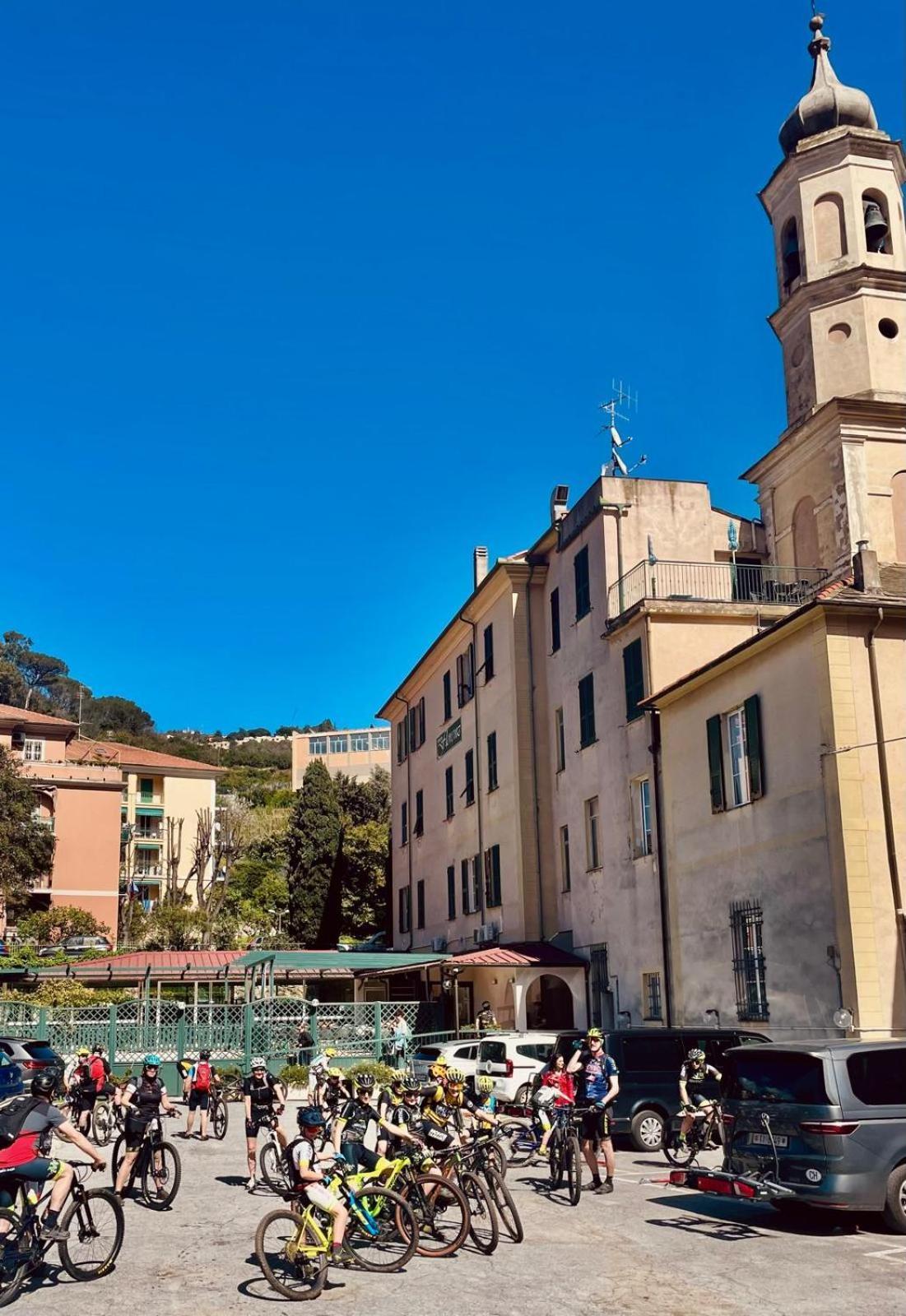 Hotel Florenz Finale Ligure Exterior photo