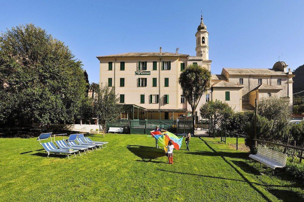 Hotel Florenz Finale Ligure Exterior photo